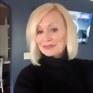 Meet your Posher, Diana